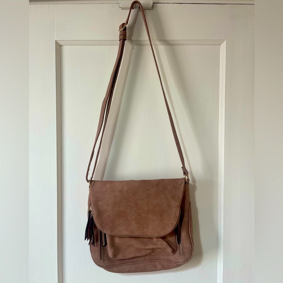 Gorgeous pockets galore crossbody bag - Picture 4 of 4